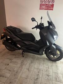 Yamaha X-Max 300 - 2025