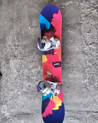 Burton Genie 147 cm Snowboard + Attacchi Stiletto 