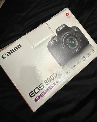 Canon 800D