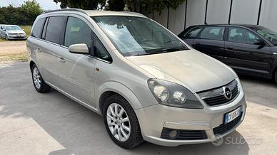 Opel Zafira 1.9 CDTI 120CV Cosmo
