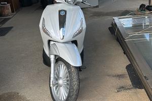 Piaggio Beverly 125