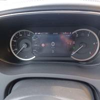 Jaguar E Pace in garanzia, tagliandata