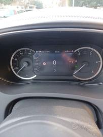 Jaguar E Pace in garanzia, tagliandata