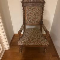 Poltrona e coppia di comodini