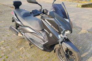 Yamaha X-Max 250 - 2015 Momodesing