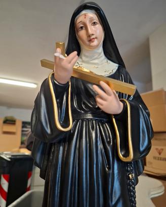 statua santa rita