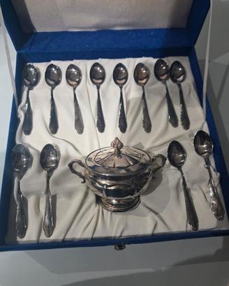SERVIZIO DA TÈ/CAFFÈ IN ARGENTO  – ARGENTATO