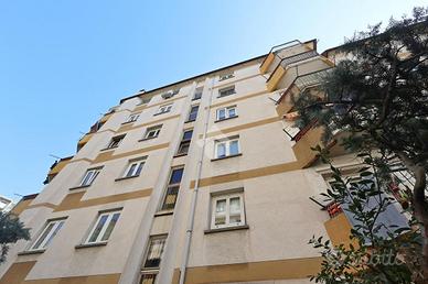 4 LOCALI A TRIESTE