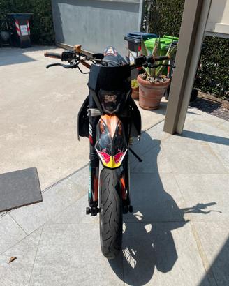 KTM 690