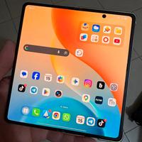 Honor Magic V5