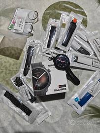 Amazfit Balance con accessori 