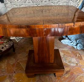 Tavolino in legno
