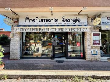 NEGOZIO A MENTANA
