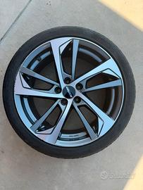 Set 4 cerchi con gomme Pirelli P Zero 235/40 R18