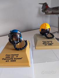 2 CASCHI PILOTA MODELLINI 1:8  art.6002 e art.6005