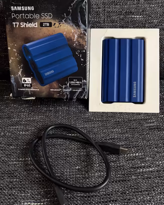 Samsung T7 Shield 2TB Blu SSD Esterno USB-C