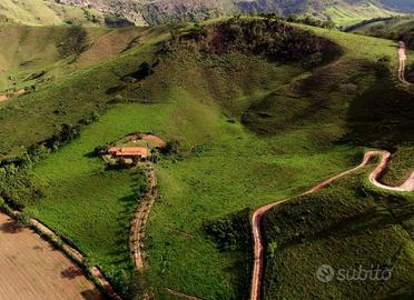 Proprietà rurale con casa - in Brasile