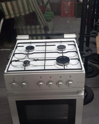 cucina 4 fuochi de longhi 