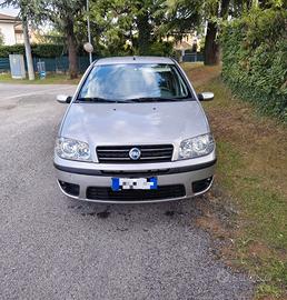 Fiat Punto 5 porte benzina ideale per NEOPATENTATI