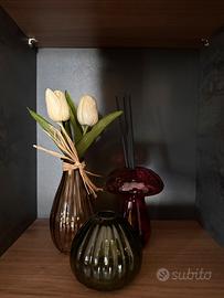 Set di 3 vasi decorativi in vetro colorato