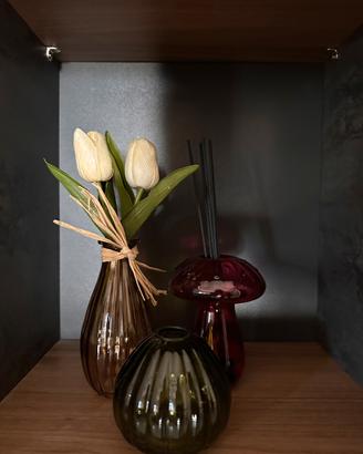 Set di 3 vasi decorativi in vetro colorato
