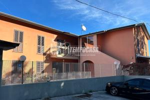 APPARTAMENTO CON INGRESSO INDIPENDENTE, GIARDINO,