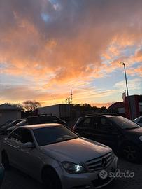 MERCEDES BENZ 220 CDI BLEUFFIGENCY 