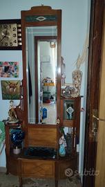 cappelliera stile liberty 