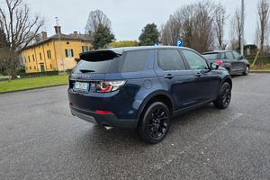 Land Rover Discovery  -  2017