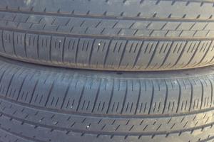 Gomme treni completi e non diverse marche e misure