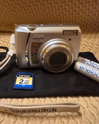 Fotocamera Digitale NIKON Coollpix L1