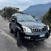 TOYOTA Land Cruiser D-4D