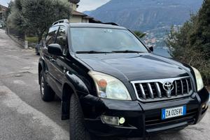 TOYOTA Land Cruiser D-4D