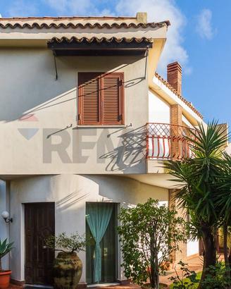 Villa o villino - Sant'Agata li Battiati