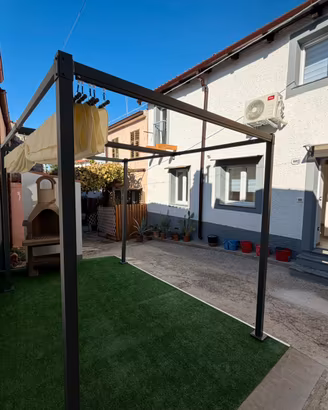 Casa priimo  ingresso tutto nuovo con due camere
