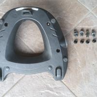 Piastra per bauletto top case Givi Monokey M5