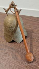 Campana da tempio cinese vintage