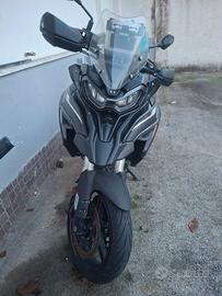 Benelli TRK 702 - 2025