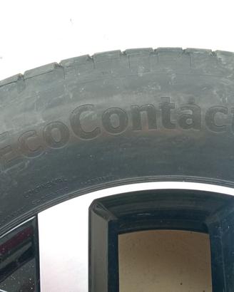 Pneumatici 215/65 R17 99H