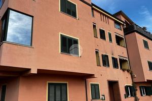 5 LOCALI A MENDICINO