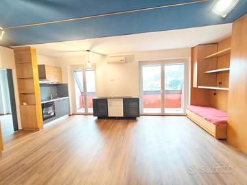 BELLO E AMPIO 2loc TUTTO NUOVO CON 4 BALCONI