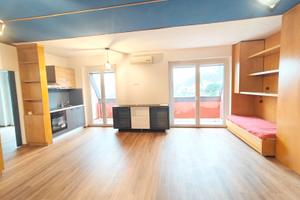 BELLO E AMPIO 2loc TUTTO NUOVO CON 4 BALCONI