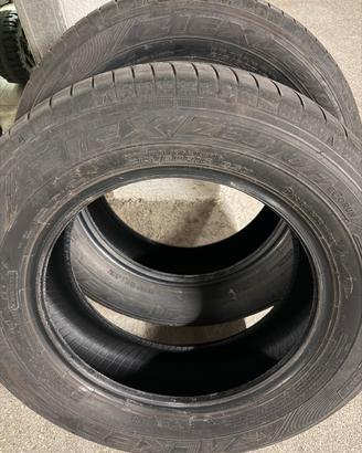 4 Gomme Estive 215/60 R15 Bridgestone + Falken
