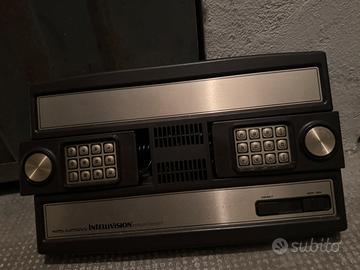 Intellivision con gioco poker e balckjack