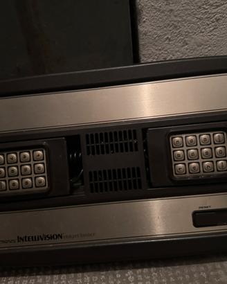 Intellivision con gioco poker e balckjack