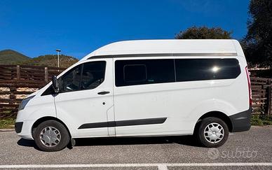 Ford transit 9 posti usato