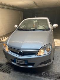 OPEL Tigra TwinTop - 2009