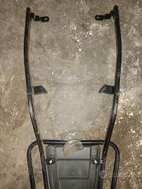 Portapacchi nero accessorio posteriore vespa cosa