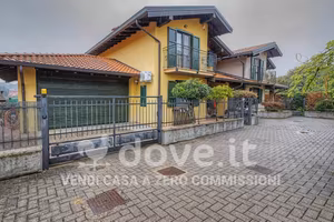 Villa di 126 m² con 4 locali e box auto doppio a B
