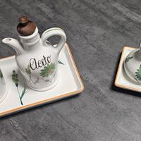 Servizio olio, aceto, sale e pepe